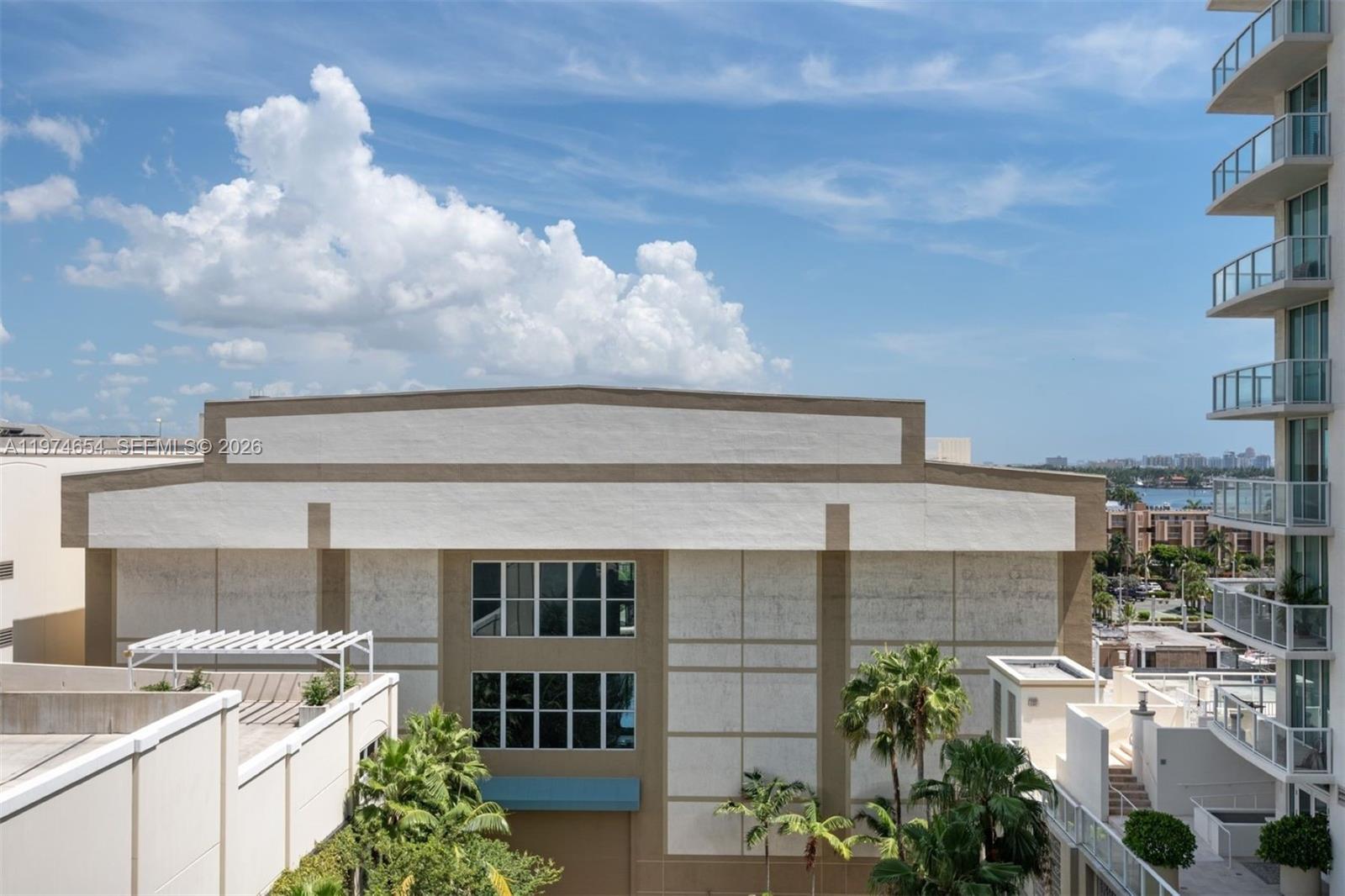 THE PORT RESIDENCES - Residential