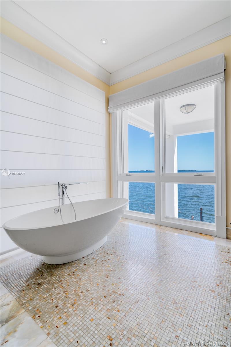 CRYSTAL VIEW - Residential