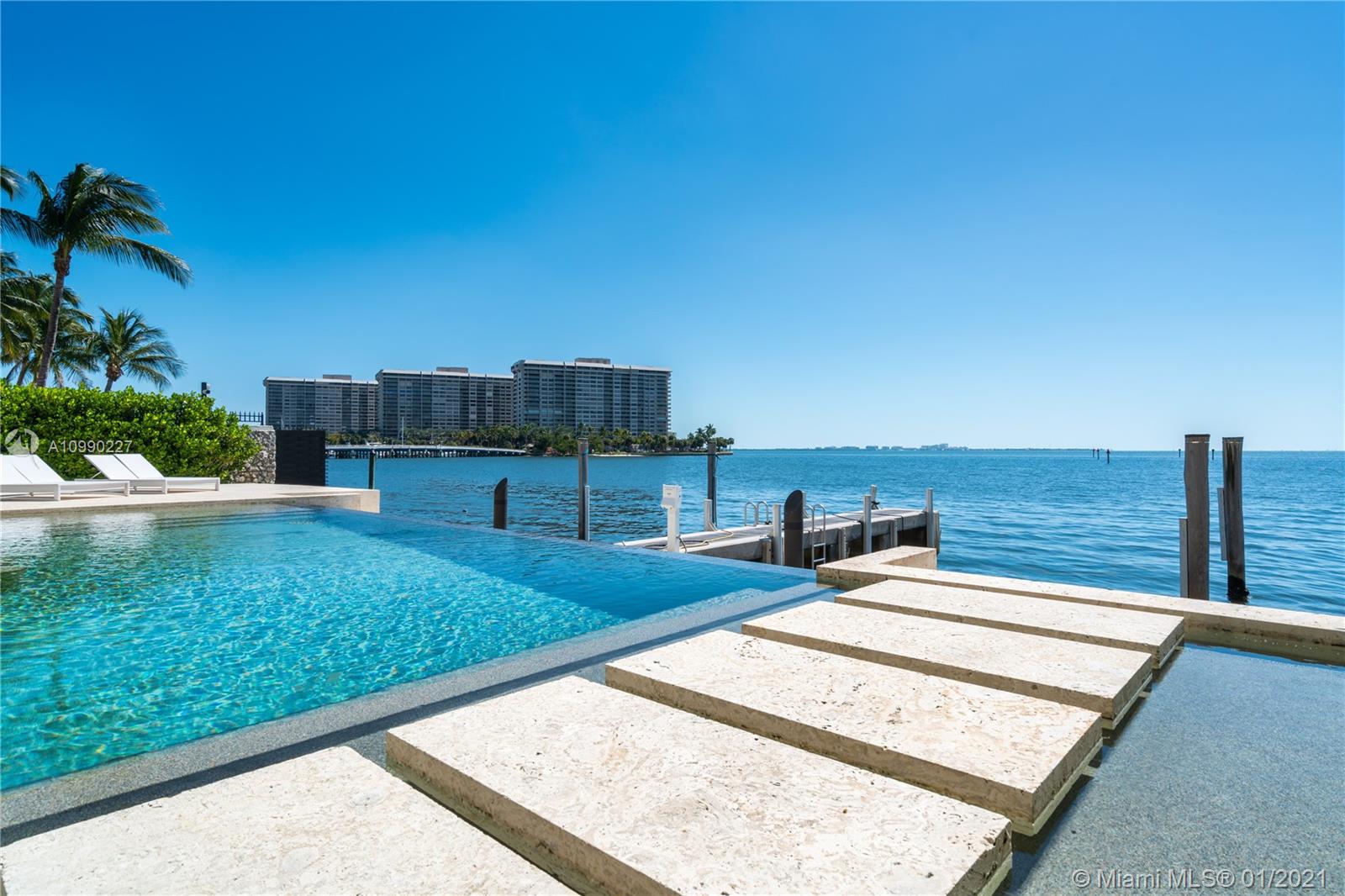 CRYSTAL VIEW - Residential