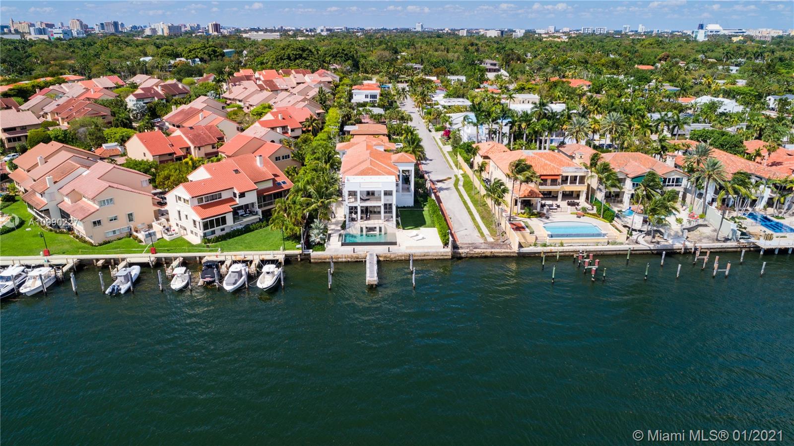 CRYSTAL VIEW - Residential