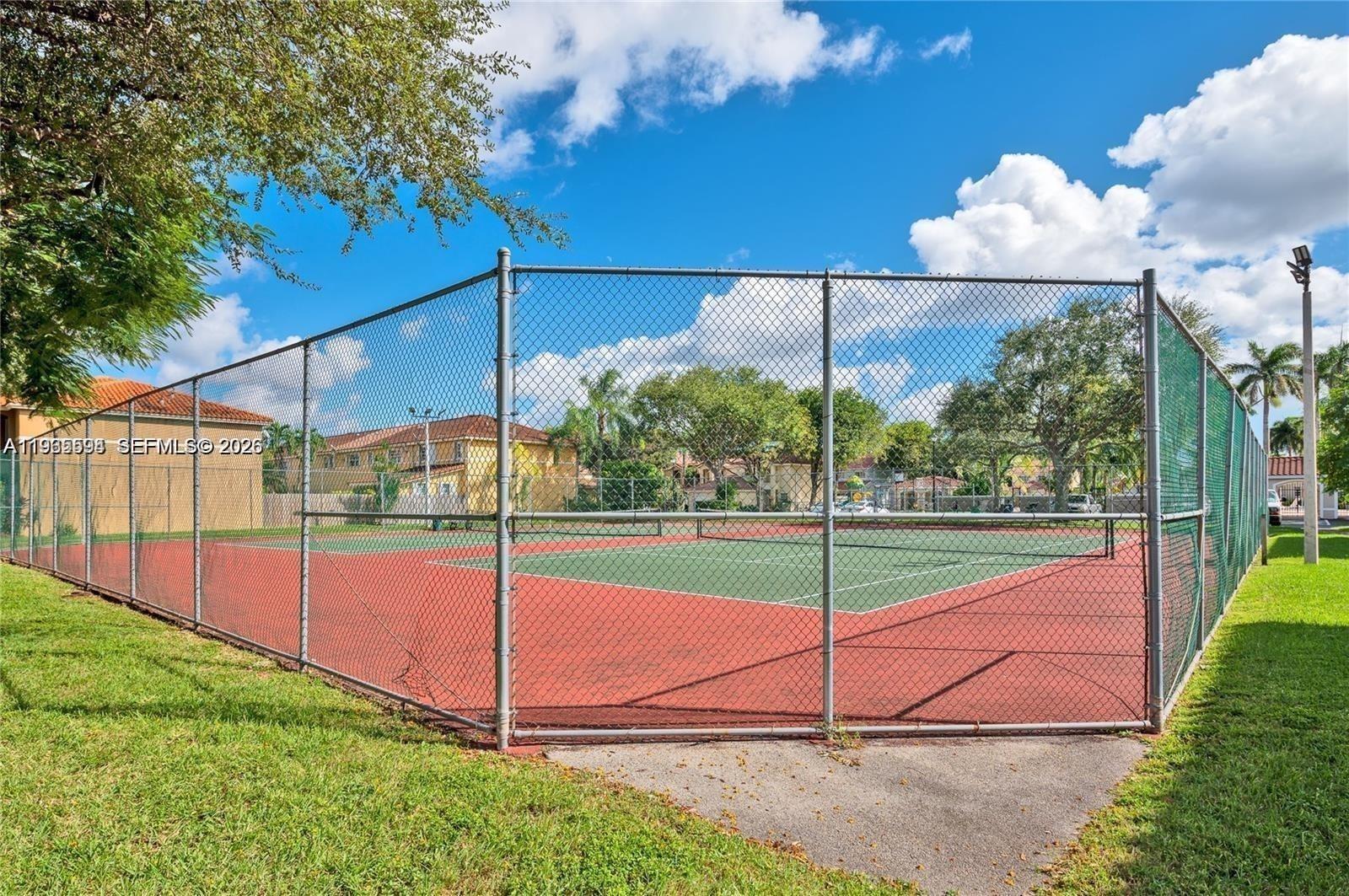 CHARLESTOWNE - Residential Lease