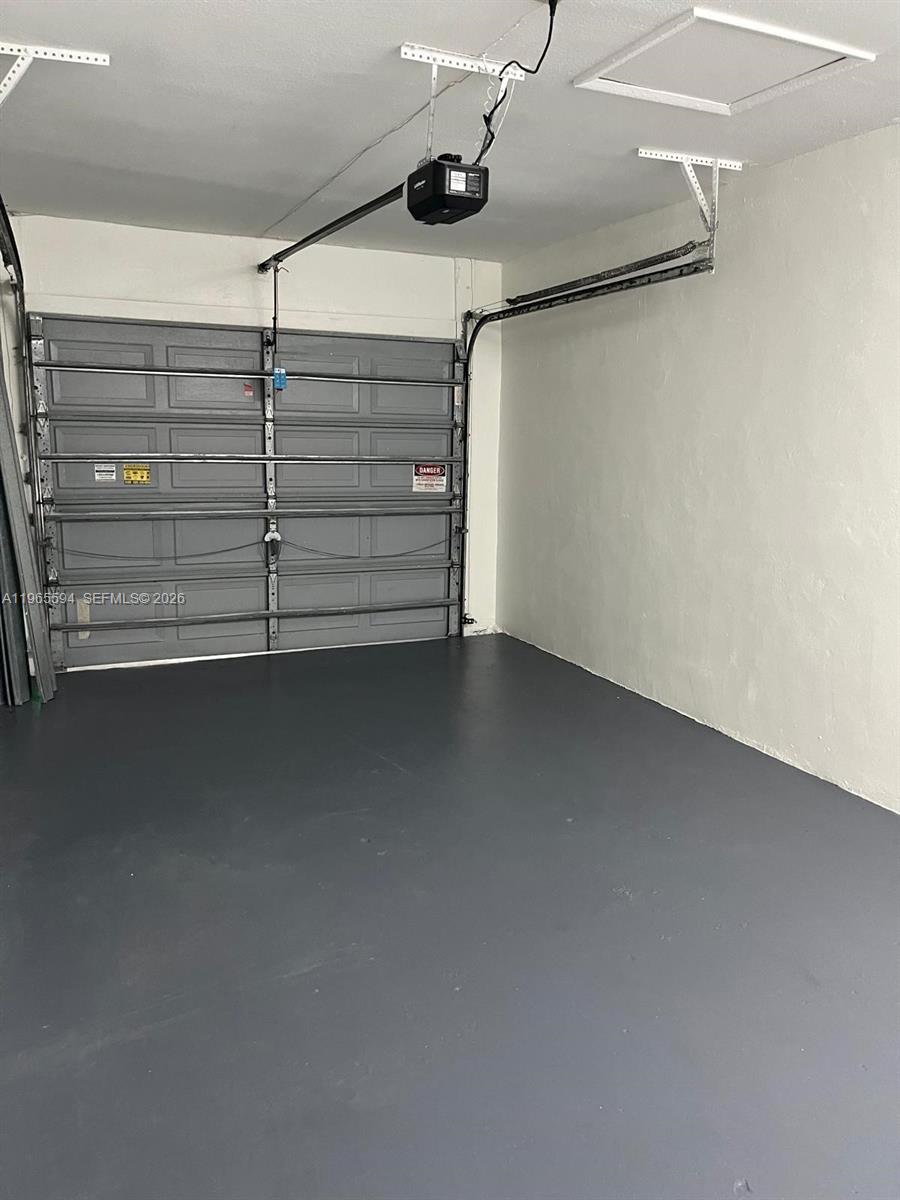 CHARLESTOWNE - Residential Lease