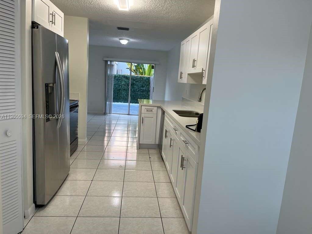 CHARLESTOWNE - Residential Lease