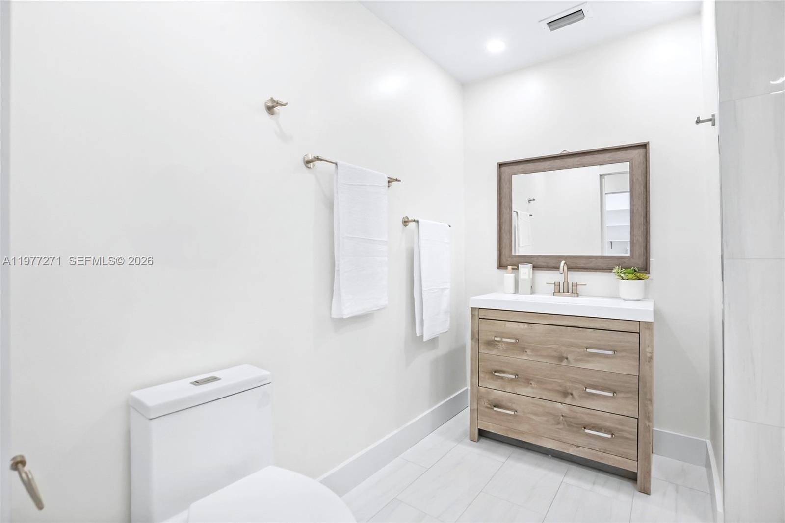 LA MIRADA AT BOCA POINTE - Residential Lease