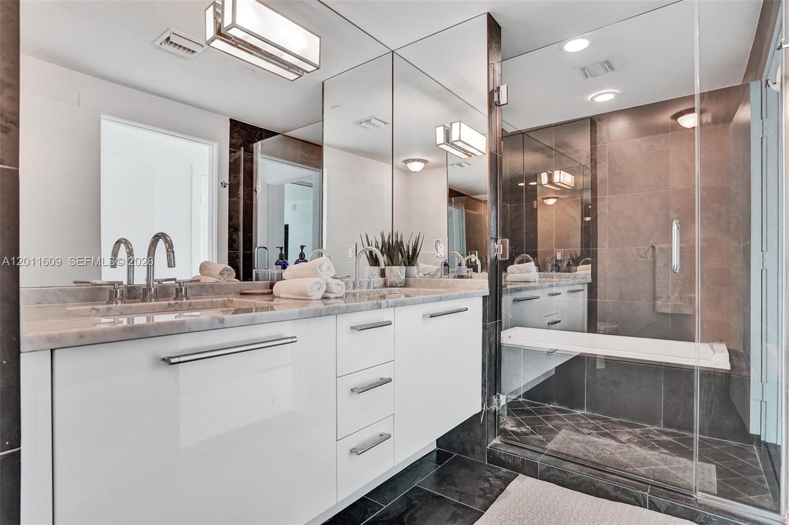 900 BISCAYNE BAY CONDO - Residential