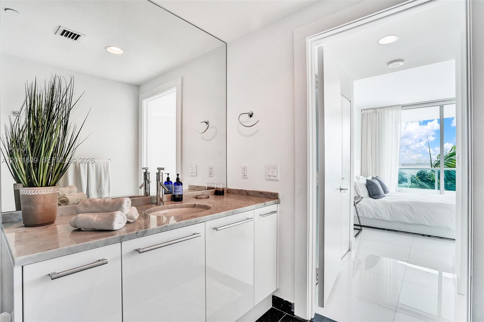 900 BISCAYNE BAY CONDO - Residential