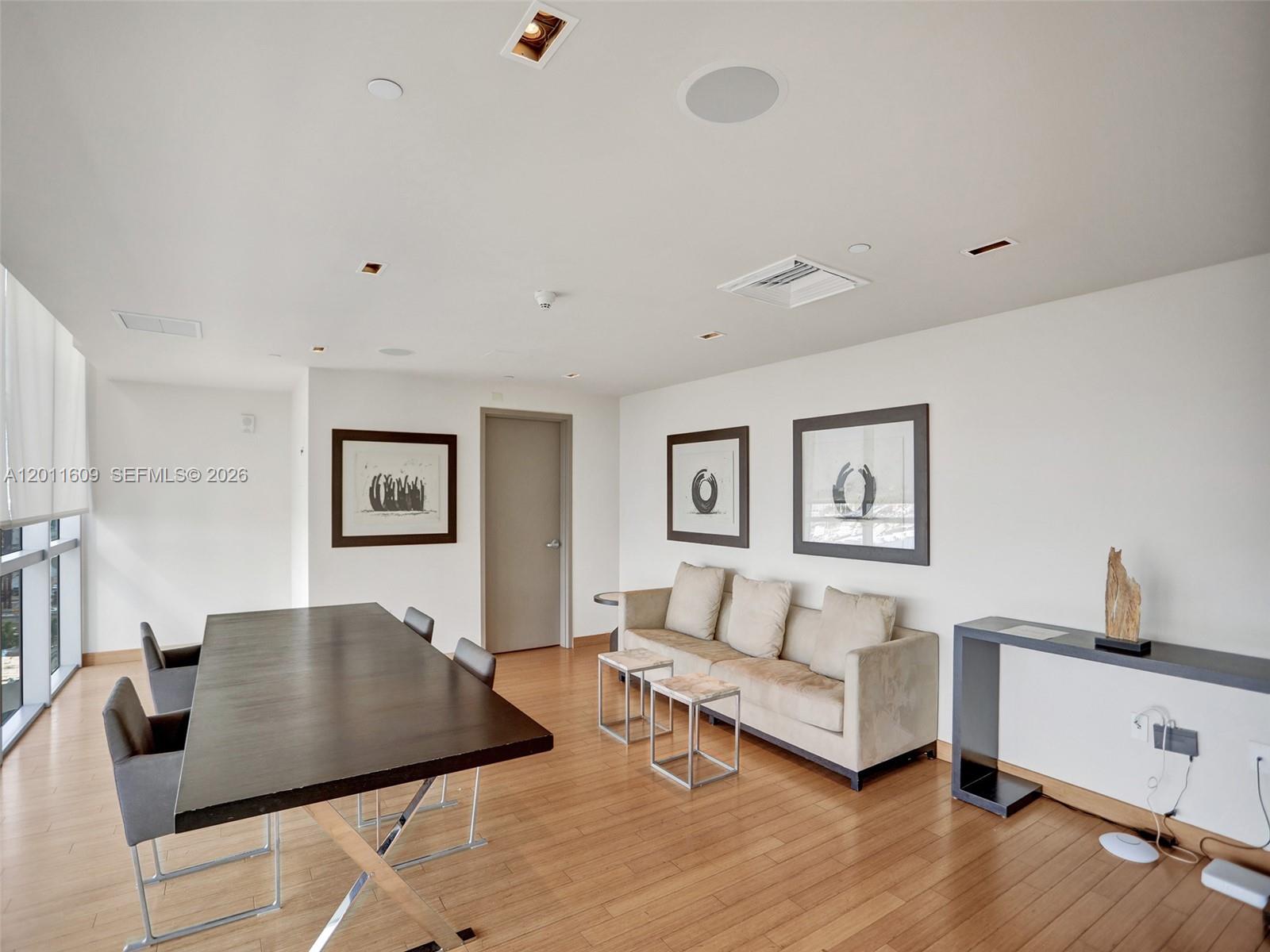 900 BISCAYNE BAY CONDO - Residential