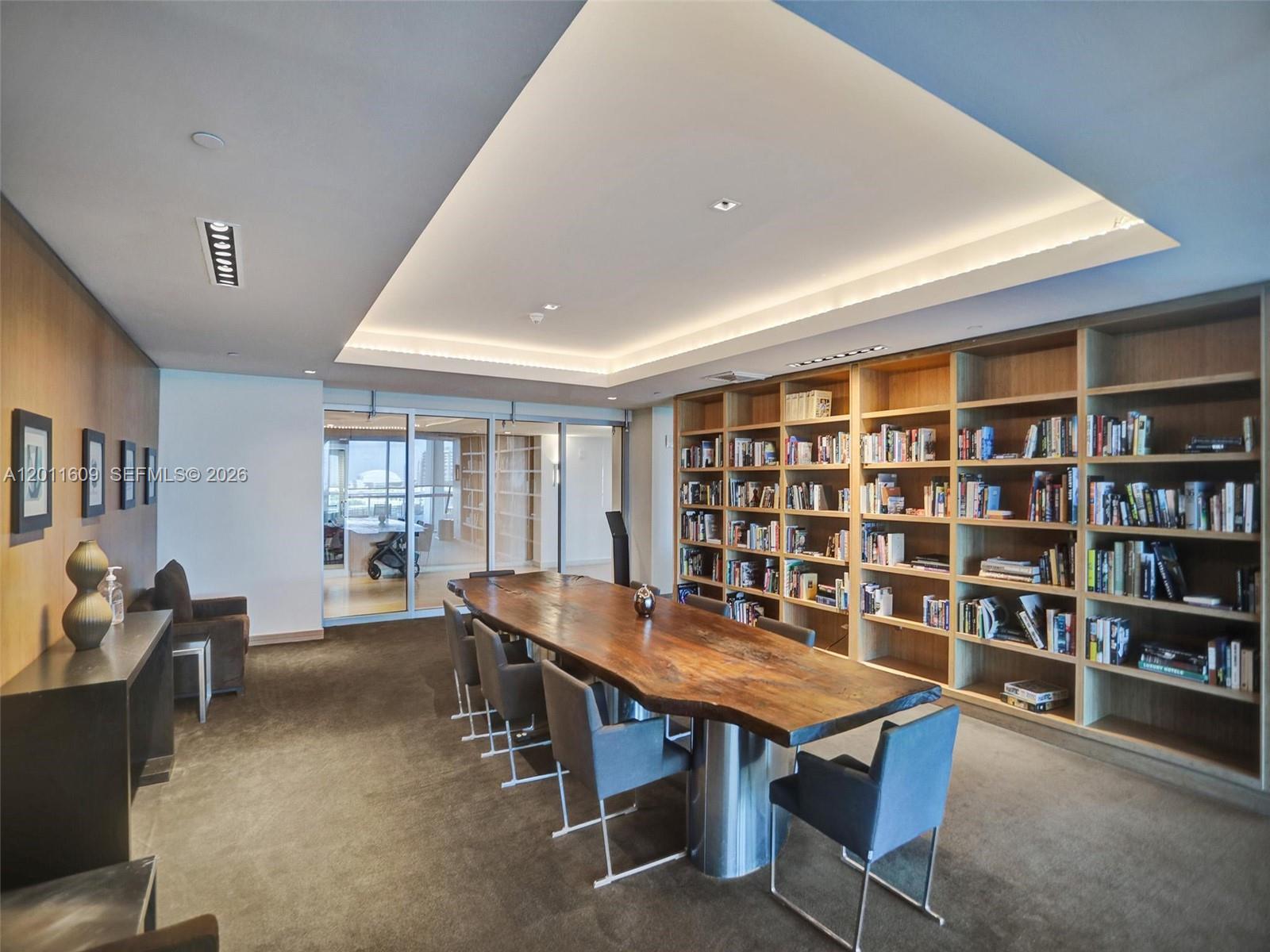 900 BISCAYNE BAY CONDO - Residential