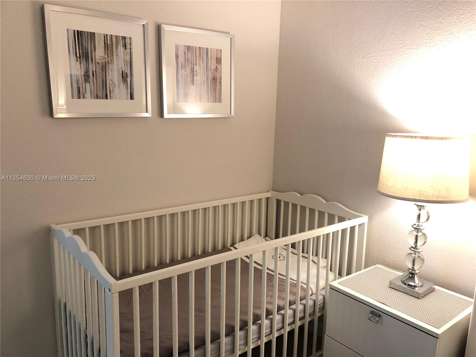 WAVE CONDO - Residential Lease