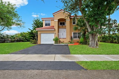 Photo of 4333 SW 84th Ter, Davie, FL 33328 (MLS # A11816903)