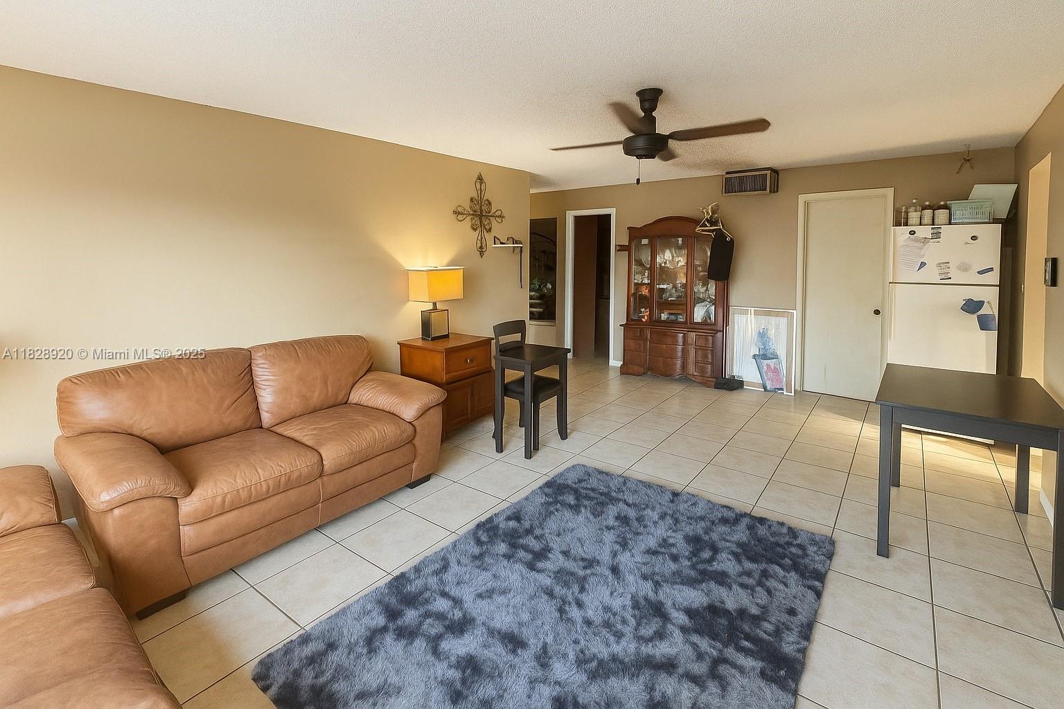 7523 W Sunrise Blvd B2