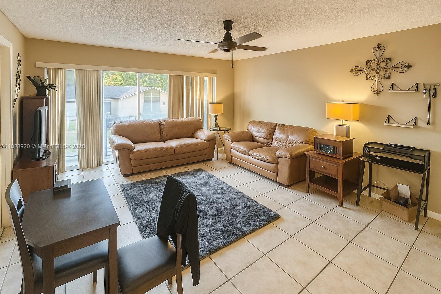 7523 W Sunrise Blvd B2