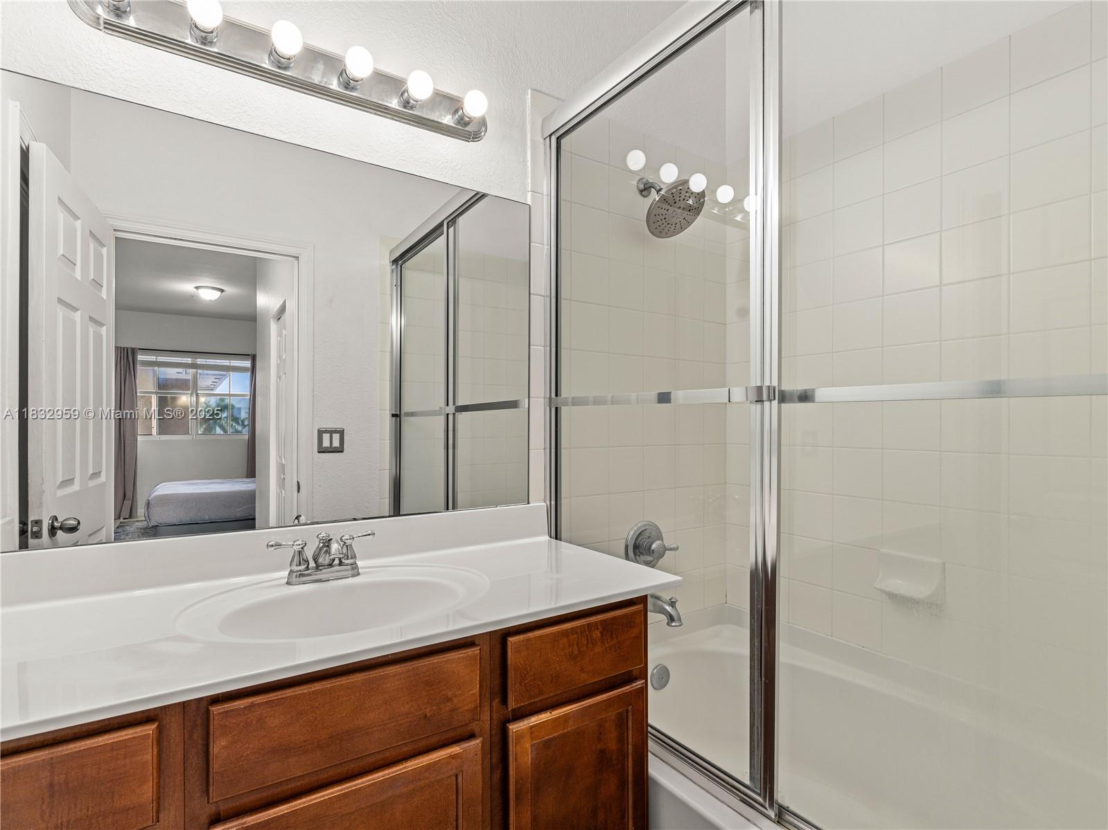 CORONADO AT DORAL VII CON - Residential