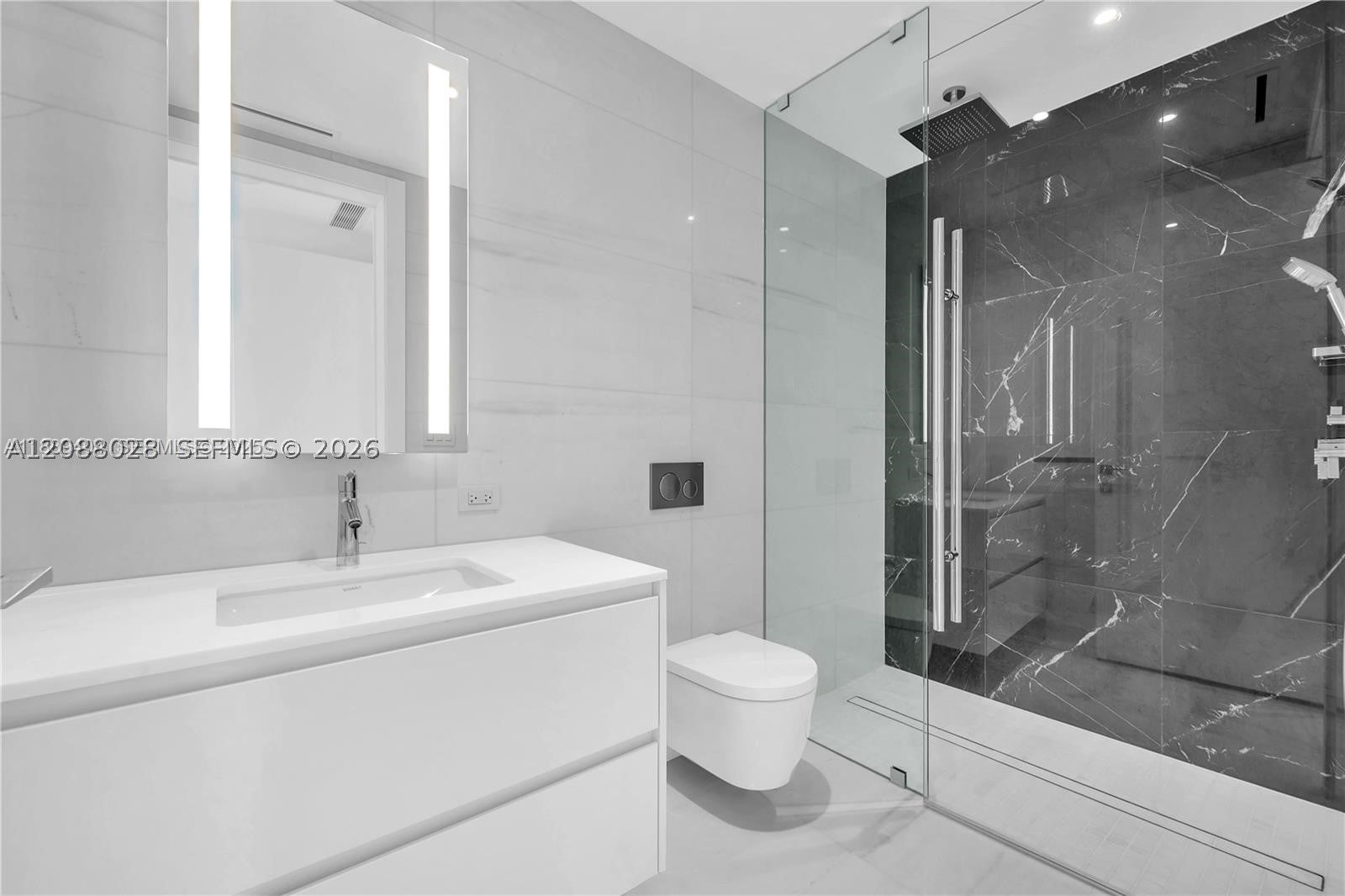 300 Biscayne Boulevard Way 2907W