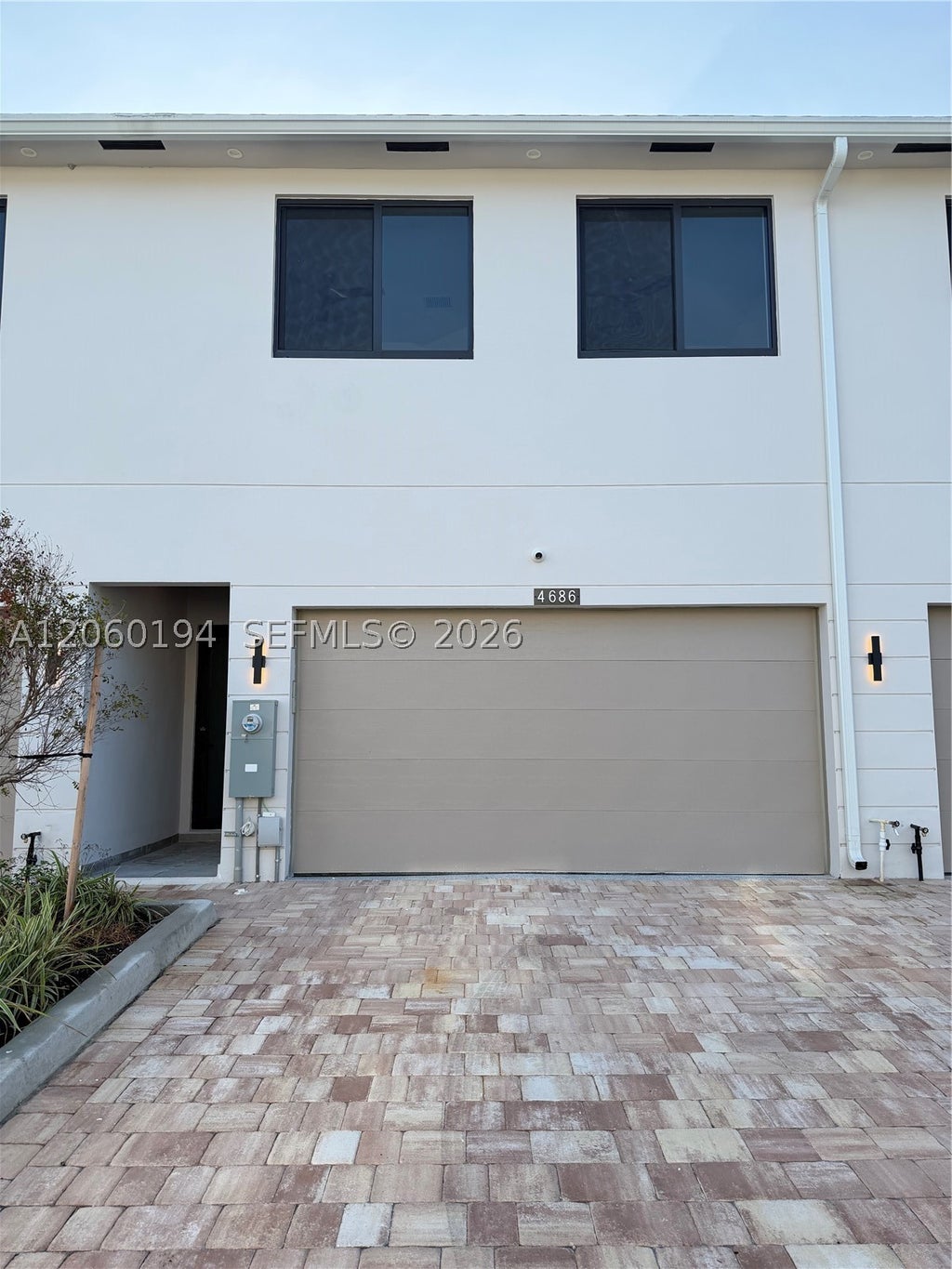 Photo of 4664 SW 32nd Ave #4664, Dania Beach, FL 33312 (MLS # A12060194)