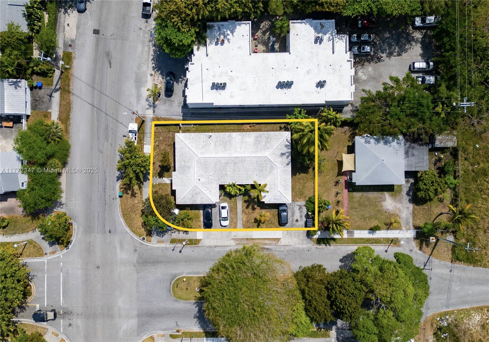View photos, virtual tours, details... 5898 NE 4th Ct