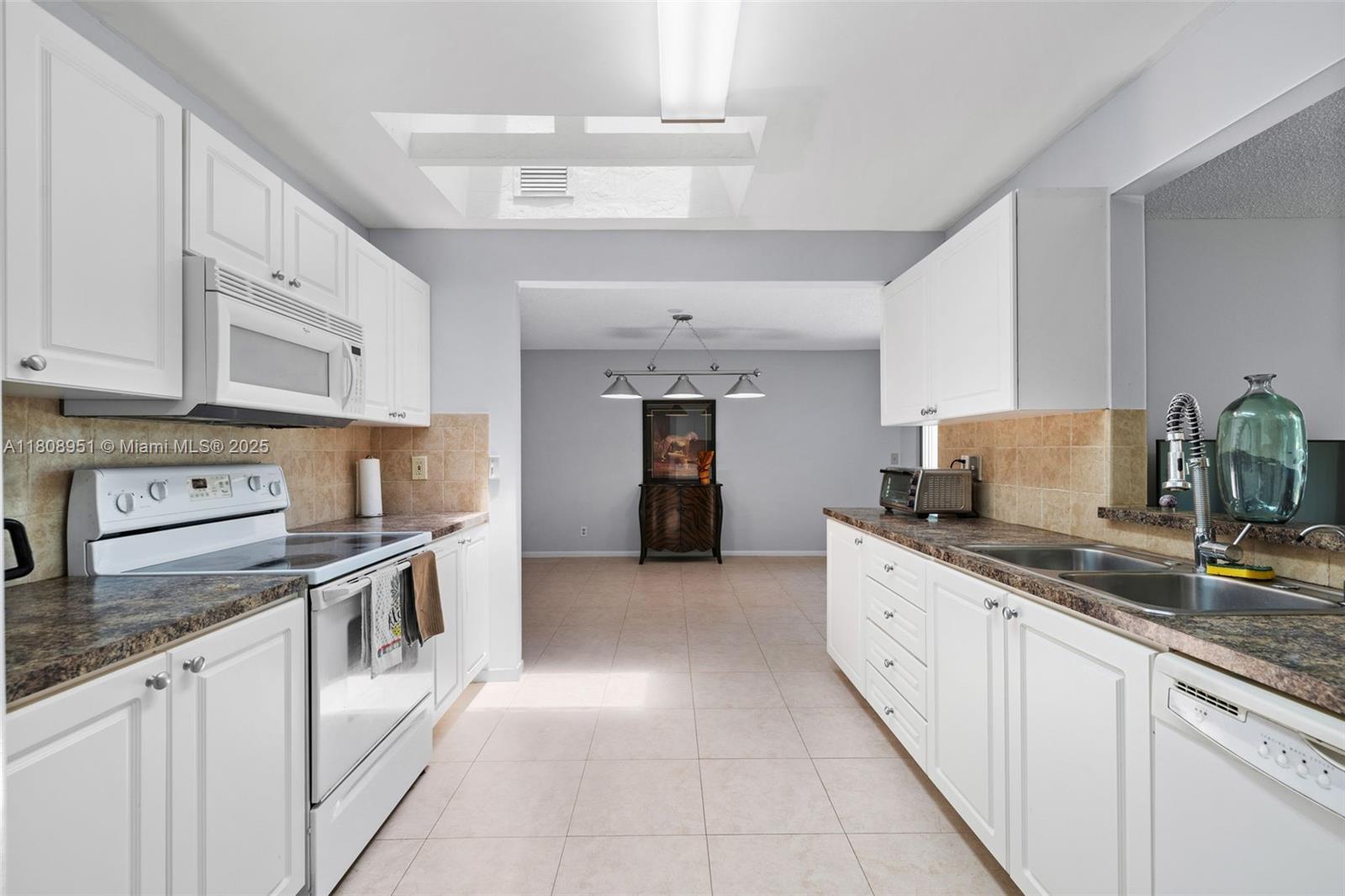 RAINBERRY BAY SEC 1 - Residential