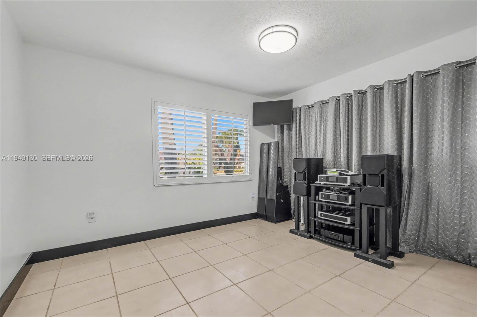 ABBRO SUB - Residential