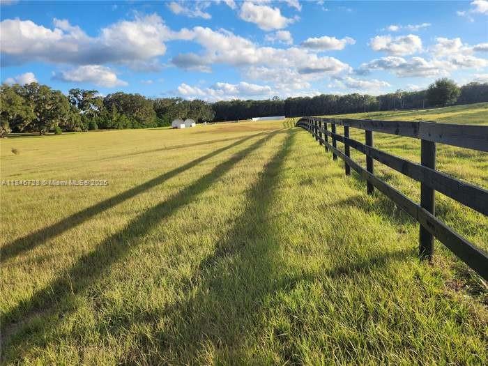Beautiful and captivating 4.3 Acre Lot. Open builder cleared out with no HOA fee 5 minutes south of High Springs! Enjoy your very own deeded access driveway partially fenced. Ready for you to build your dream home! Easy to show.