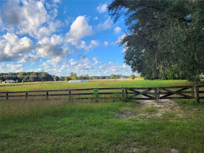 SPRINGSTEAD - Land
