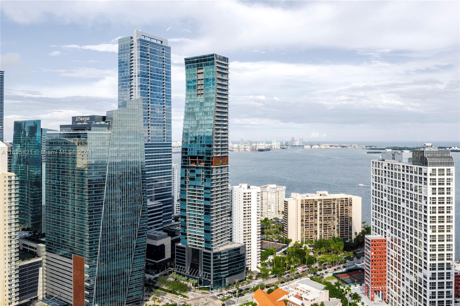 Property for Sale at 1451 Brickell Ave 4204, Miami, Broward County, Florida - Bedrooms: 2 
Bathrooms: 3  - $1,389,000