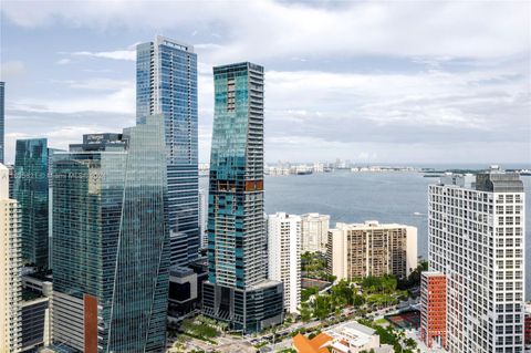 1451 Brickell Ave 4204 Miami FL 33131
