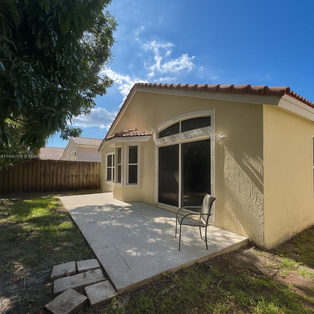 5462 NW 49th Ct, Coconut Creek, FL, 33073/$550,000 1 5462 NW 49th Ct
