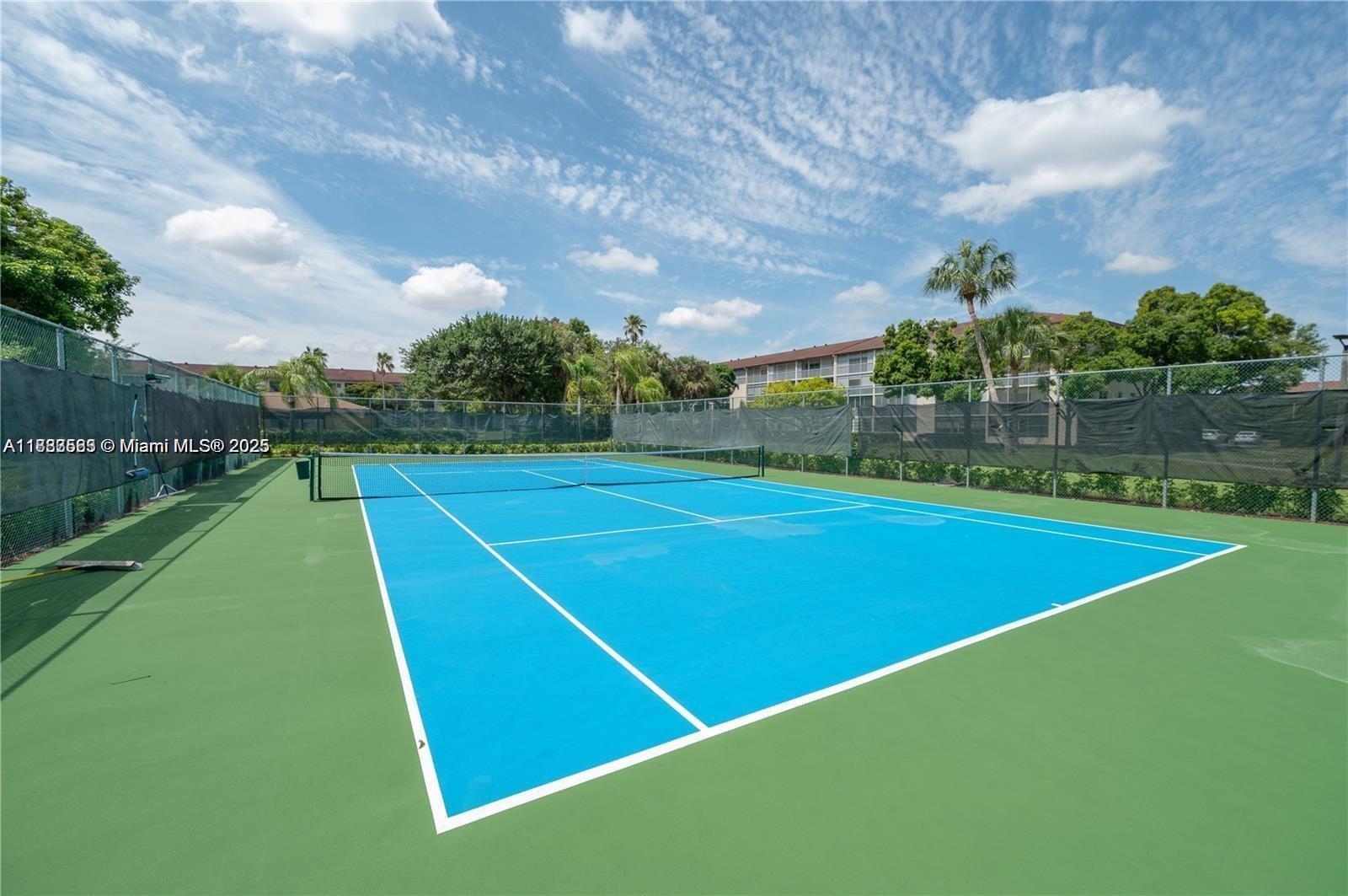 NEW HAMPTON AT CENTURY VI - Residential Lease
