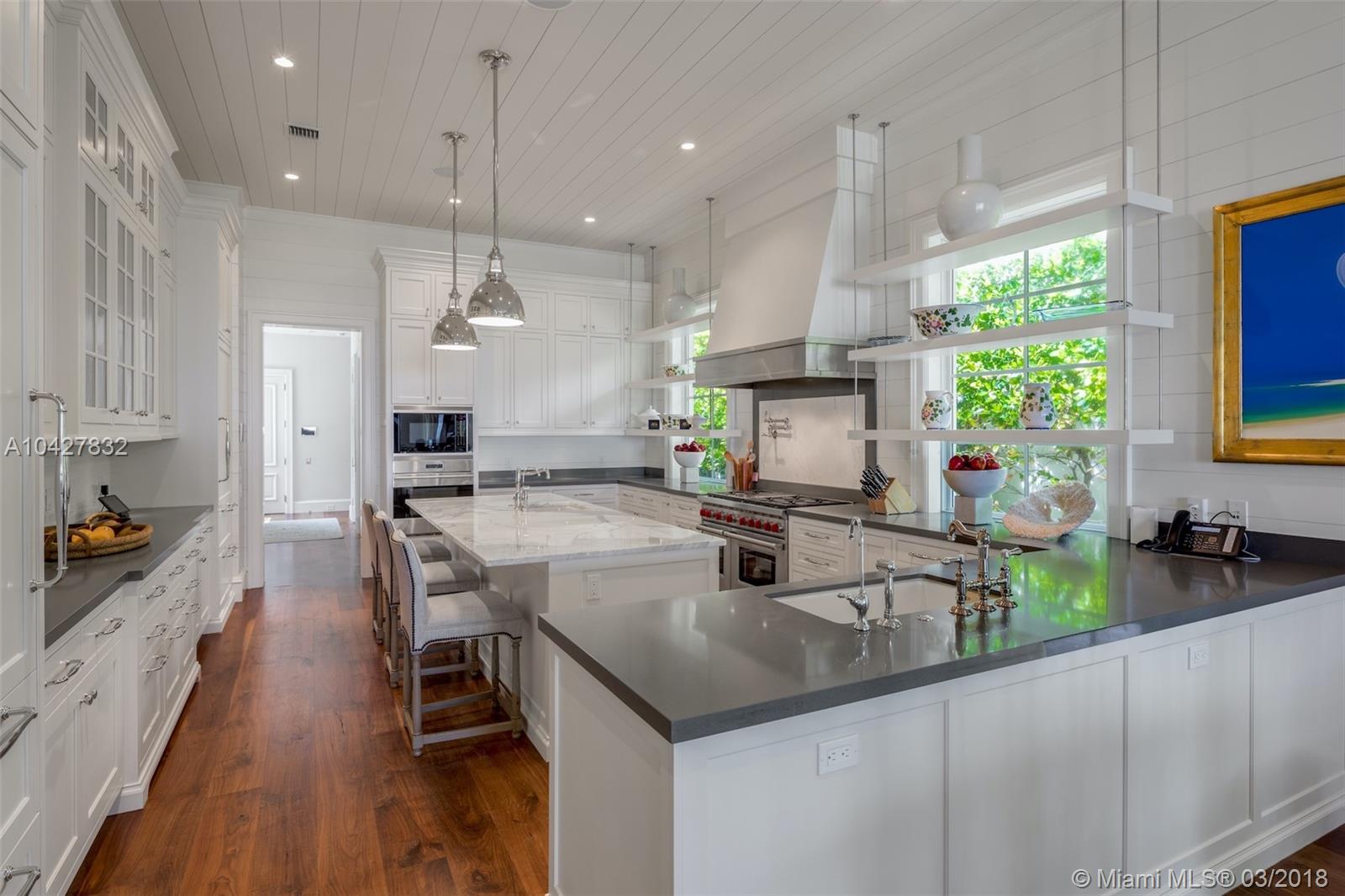 TURTLE BEACH - Residential