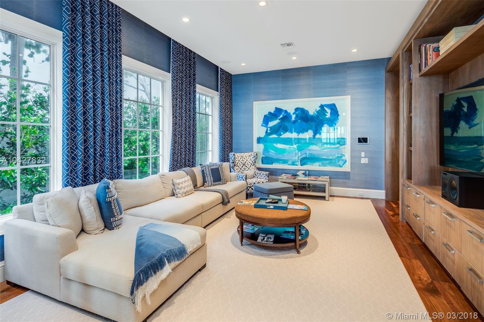 TURTLE BEACH - Residential