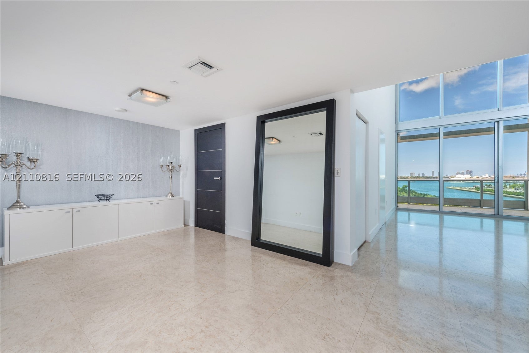 900 Biscayne Blvd 707