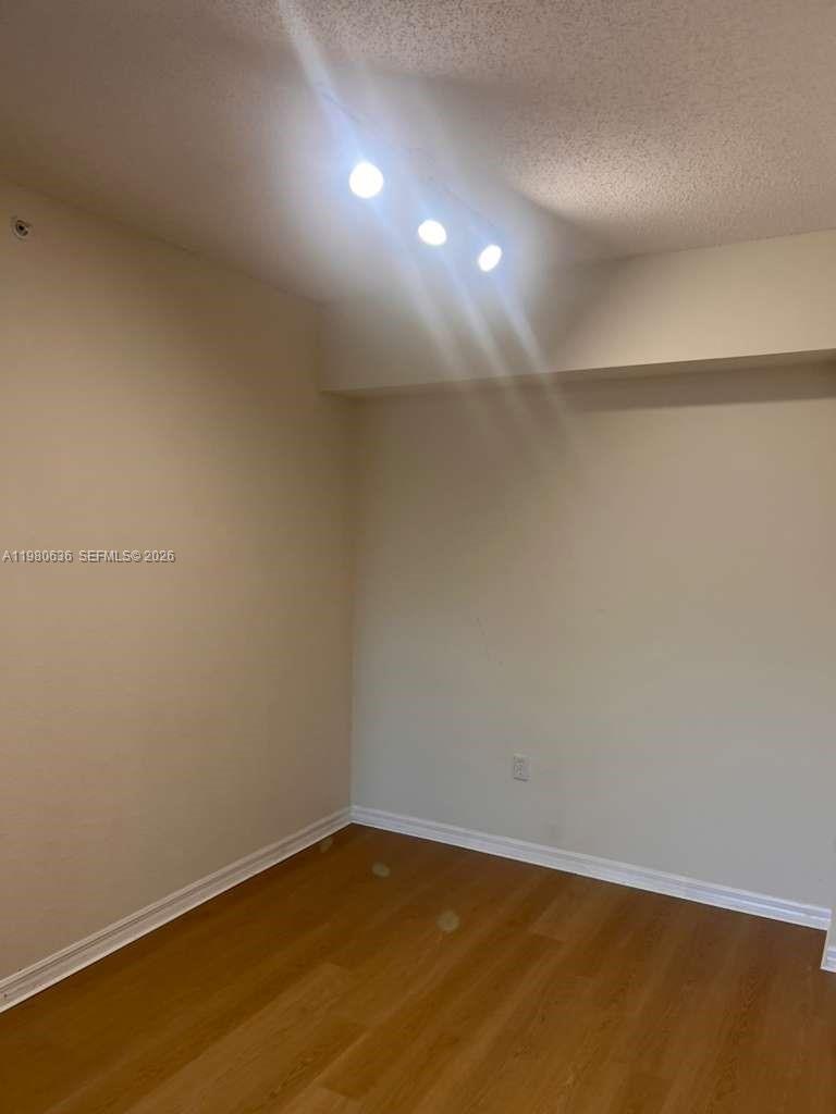 SAN MATERA THE GARDENS CO - Residential Lease