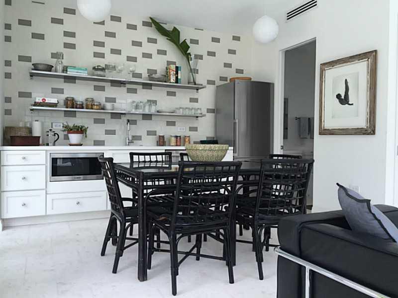 SAN MARINO ISLAND - Residential