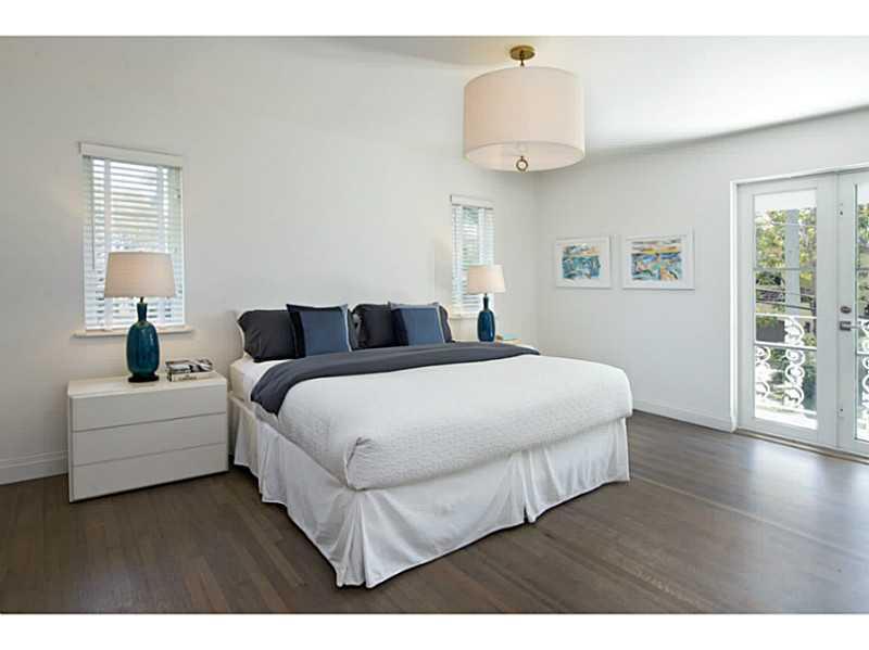 SAN MARINO ISLAND - Residential