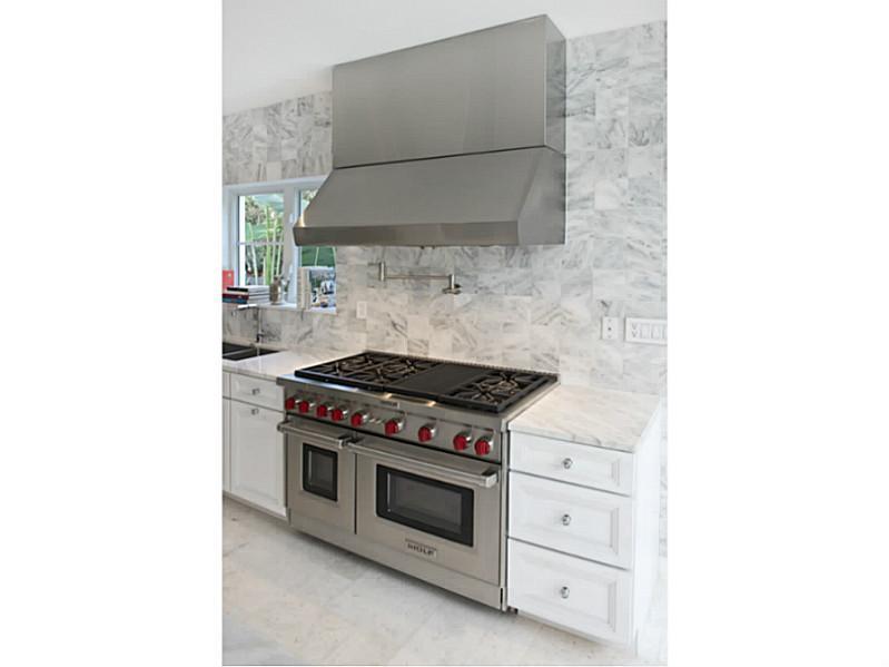 SAN MARINO ISLAND - Residential