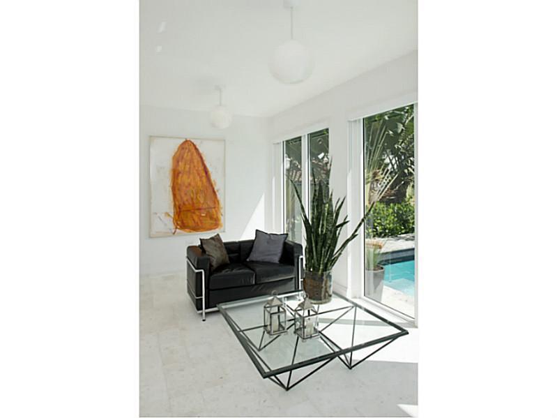 SAN MARINO ISLAND - Residential