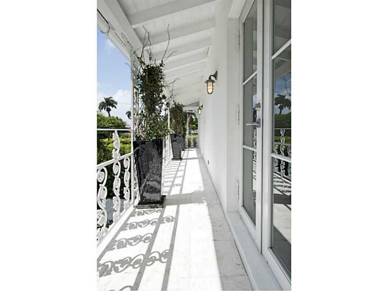 SAN MARINO ISLAND - Residential