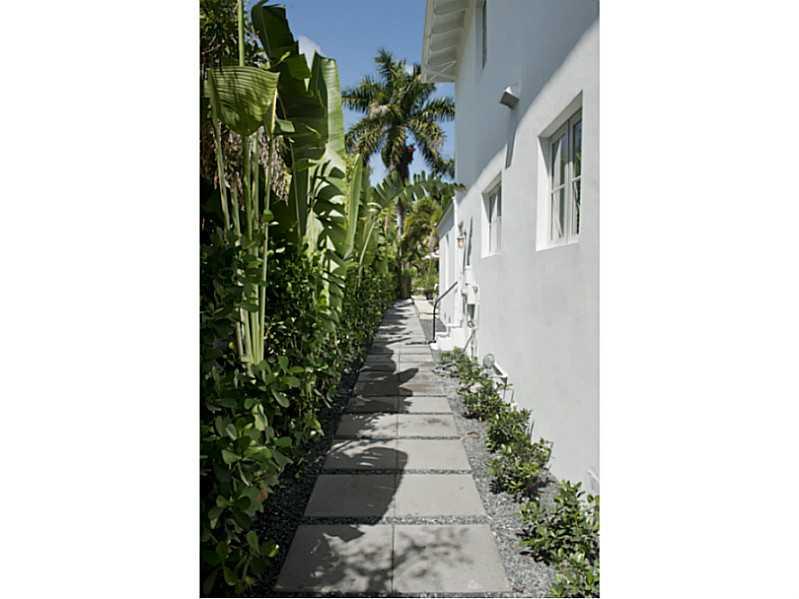 SAN MARINO ISLAND - Residential