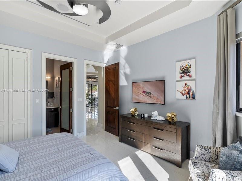 EASTERN SHORES 1ST ADDN - Residential