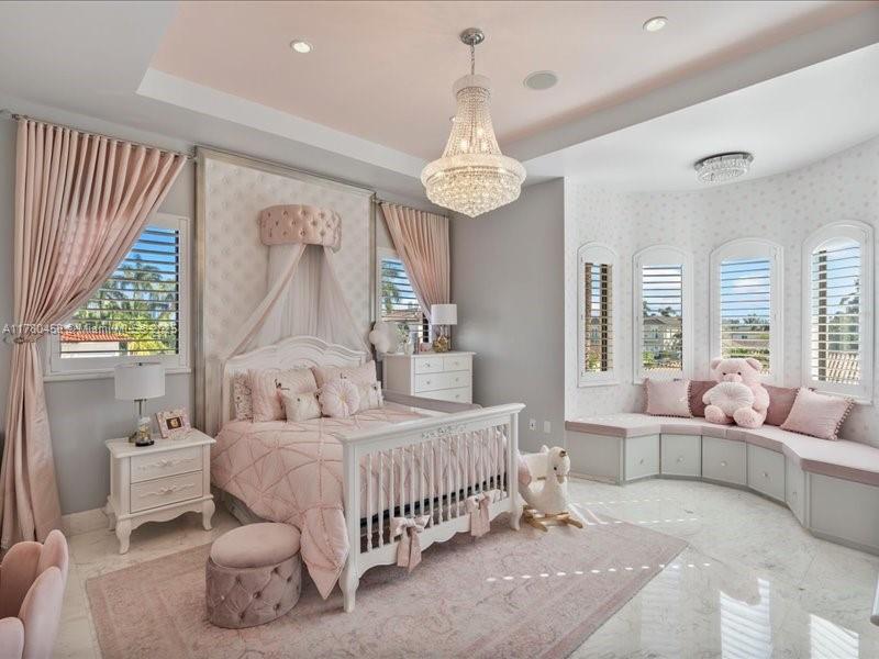 EASTERN SHORES 1ST ADDN - Residential