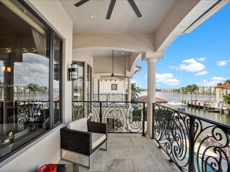 EASTERN SHORES 1ST ADDN - Residential
