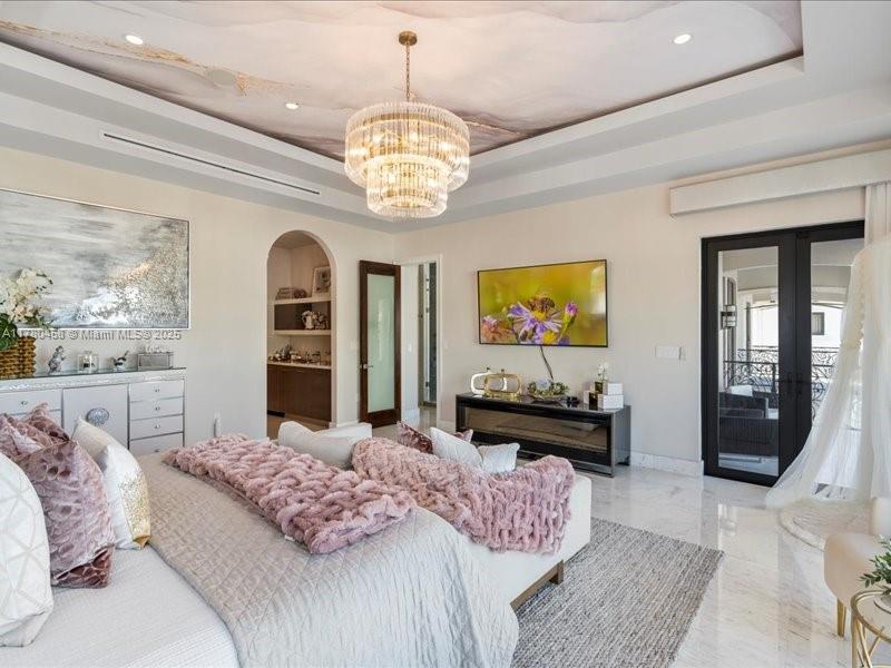 EASTERN SHORES 1ST ADDN - Residential