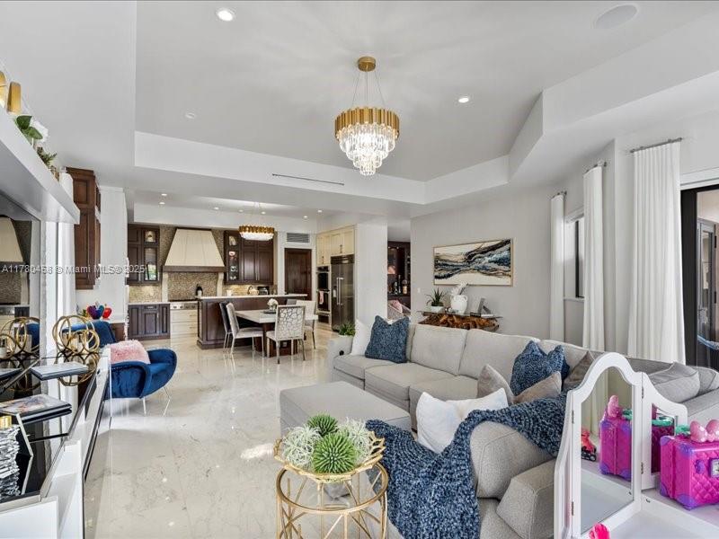 EASTERN SHORES 1ST ADDN - Residential