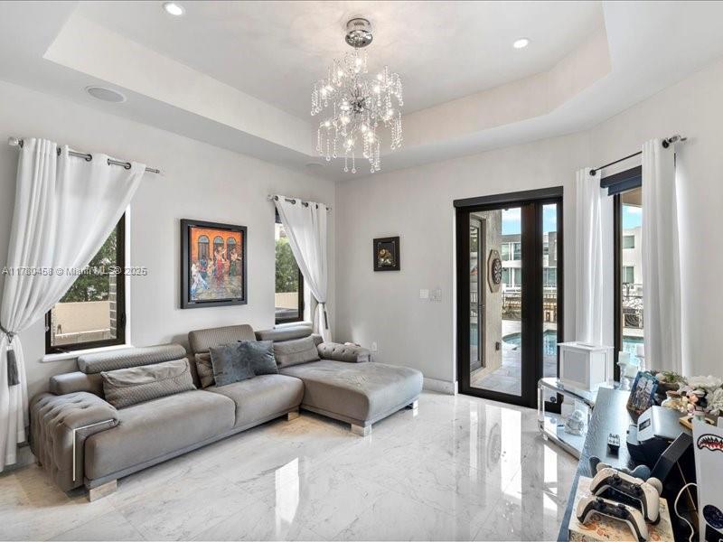 EASTERN SHORES 1ST ADDN - Residential