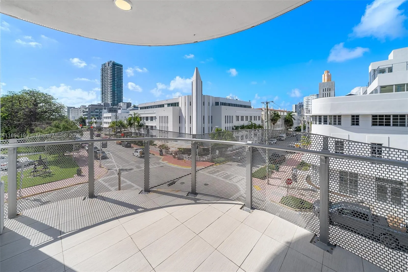 Miami Beach, Florida 33139, United States, 4 Bedrooms Bedrooms, ,5 BathroomsBathrooms,Residential,Active,31802