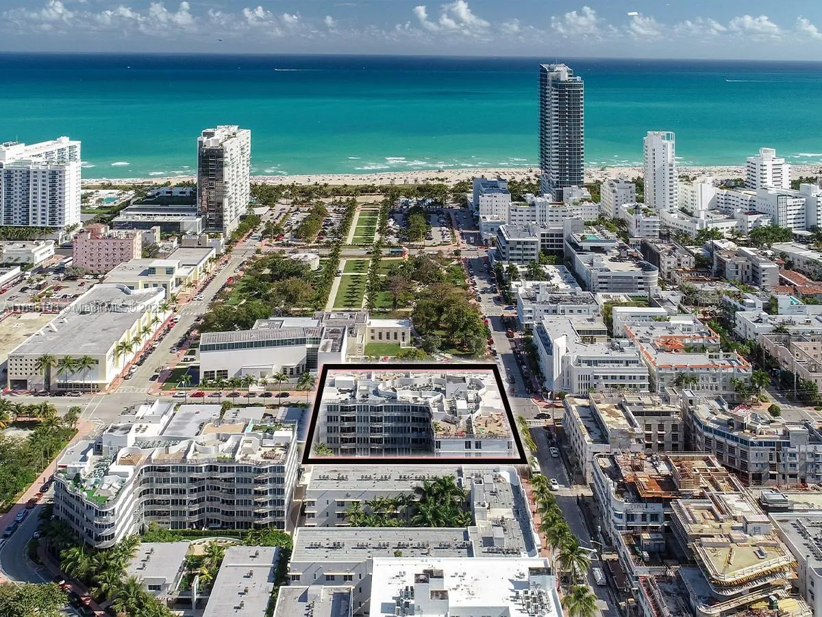 Miami Beach, Florida 33139, United States, 4 Bedrooms Bedrooms, ,5 BathroomsBathrooms,Residential,Active,31802