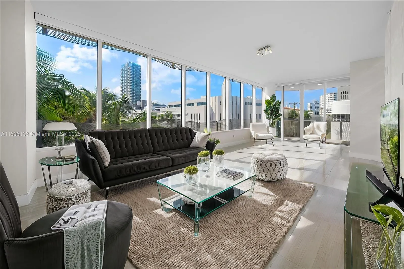 Miami Beach, Florida 33139, United States, 4 Bedrooms Bedrooms, ,5 BathroomsBathrooms,Residential,Active,31802