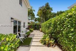 CORAL CREEK - Residential