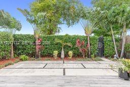 CORAL CREEK - Residential
