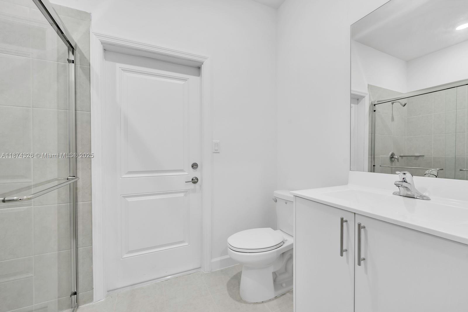 KINGS GROVE - Residential